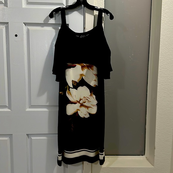 NWT ARTEX FASHIONS EURO DESIGN FLOWER DRESS CANADIAN BOUTIQUE SZ L - Picture 1 of 3